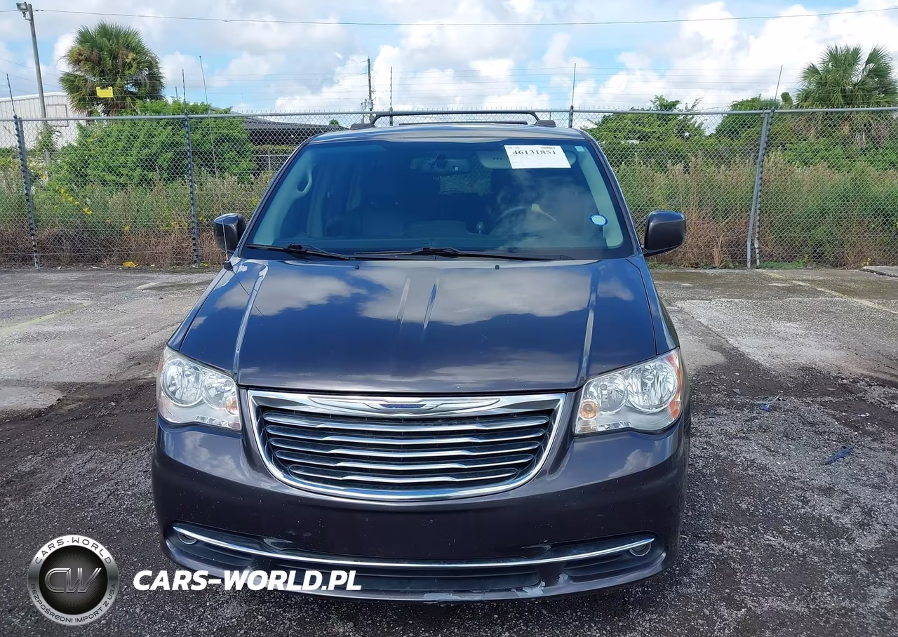 2016 Chrysler Town & Country Touring VIN:2C4RC1BG8GR252464 - 6
