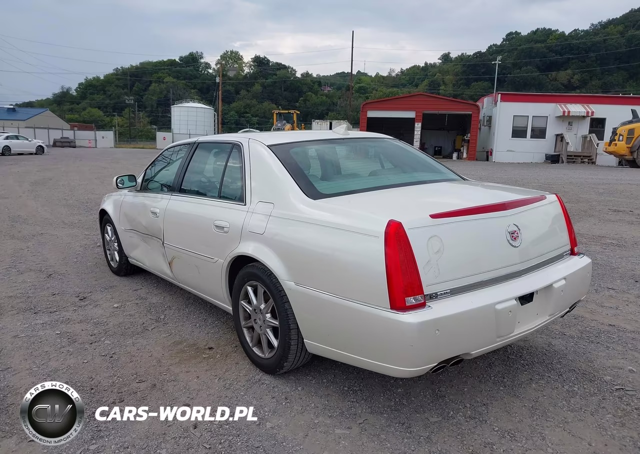 2011 Cadillac Dts Luxury Collection VIN:1G6KD5E69BU149948 - 3