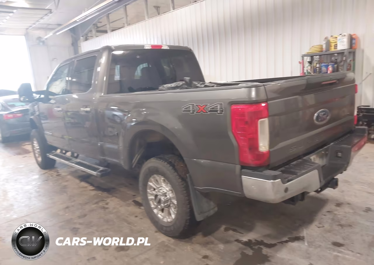 2018 Ford F-350 Lariat VIN:1FT8W3BT3JEB10748 - 3