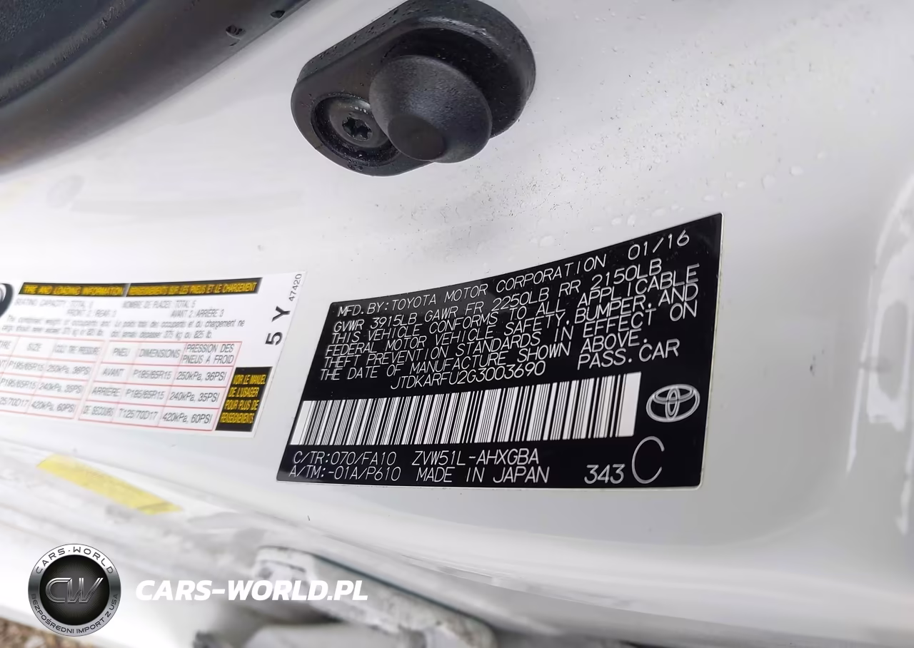 2016 Toyota Prius Three VIN:JTDKARFU2G3003690 - 9