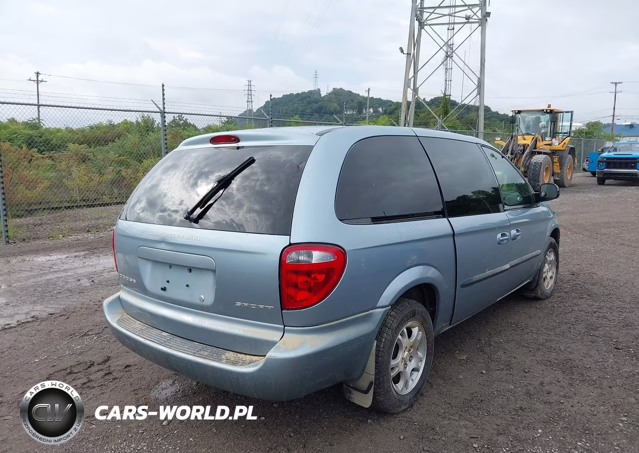 2003 Dodge Grand Caravan Sport VIN:2D4GP44L53R140760 - 4