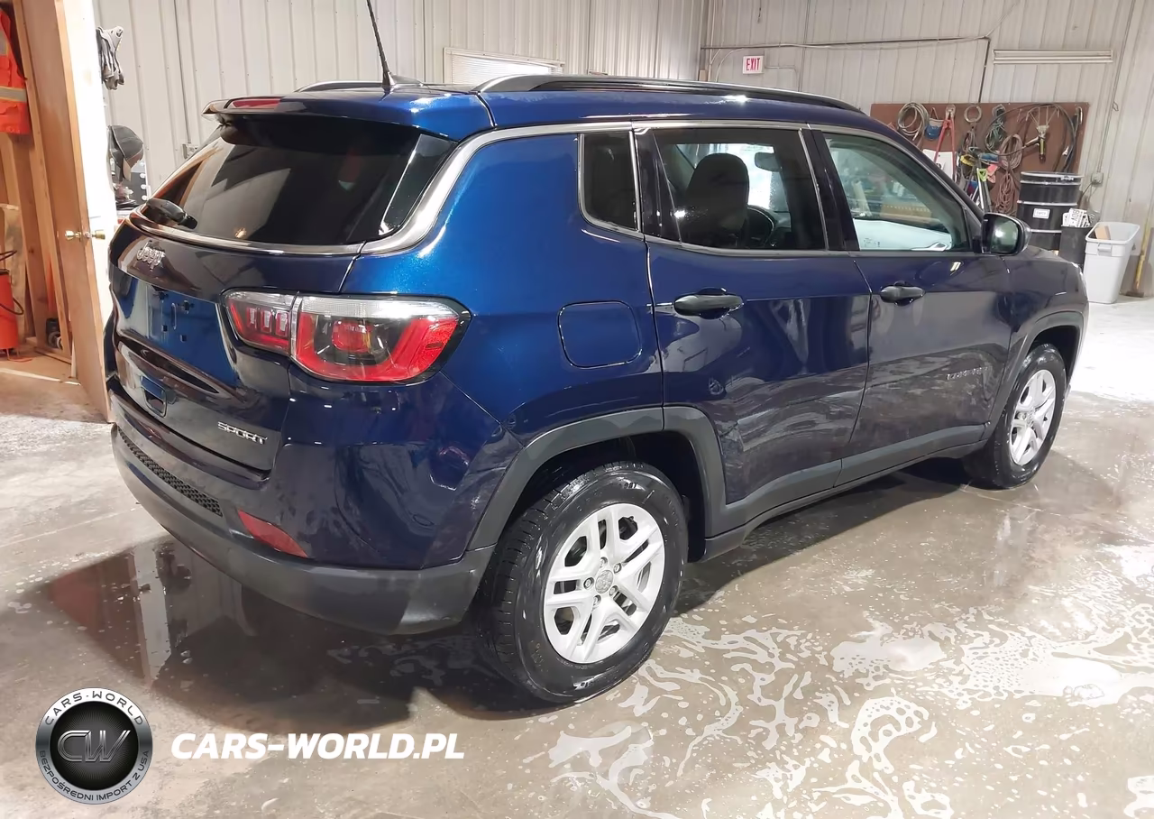 2019 Jeep Compass Sport Fwd VIN:3C4NJCAB6KT793458 - 4