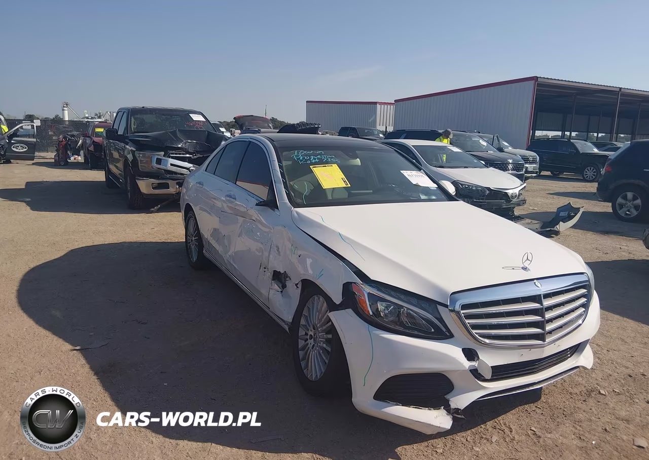 2015 Mercedes-Benz C 300 Luxury VIN:55SWF4JB5FU042978 - 1