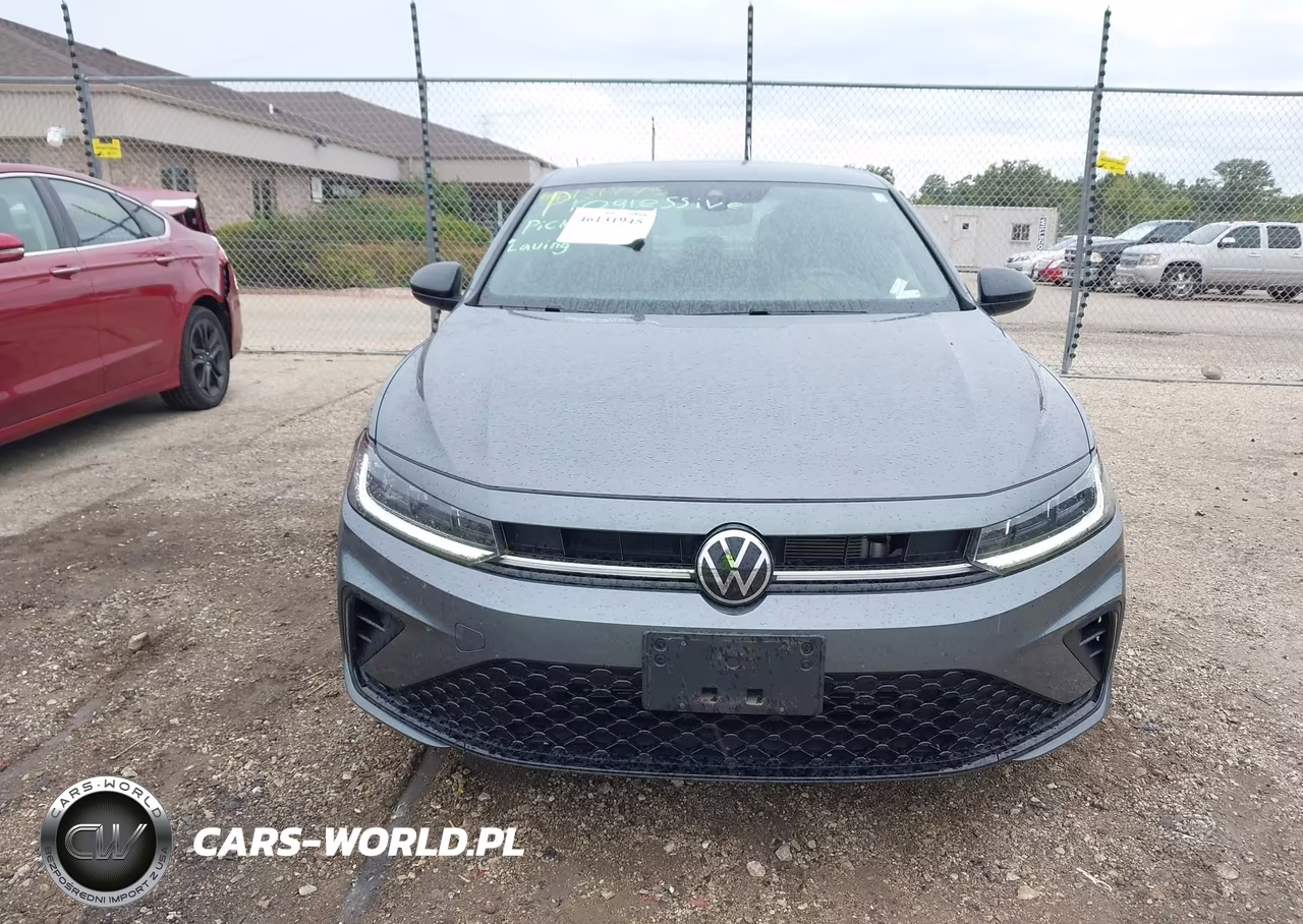 2025 Volkswagen Jetta 1.5T Sport VIN:3VWBX7BUXSM014272 - 12