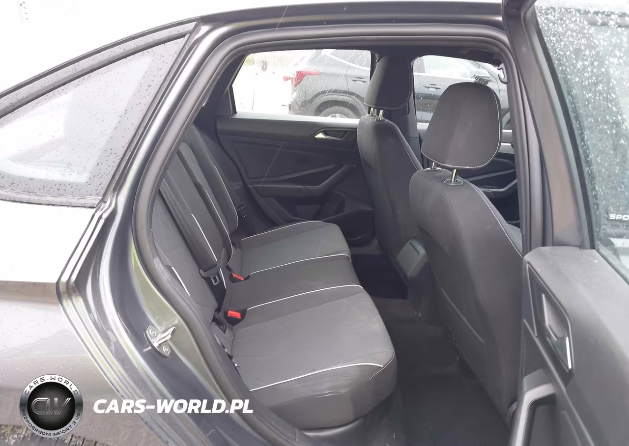 2025 Volkswagen Jetta 1.5T Sport VIN:3VWBX7BUXSM014272 - 8