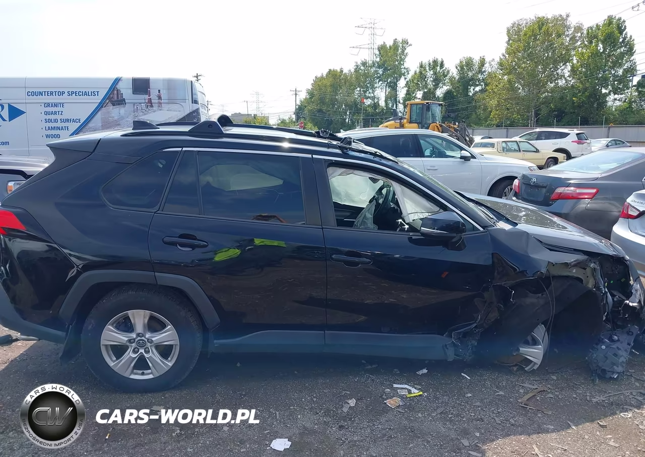 2020 Toyota Rav4 Xle VIN:2T3P1RFV9LW137909 - 14