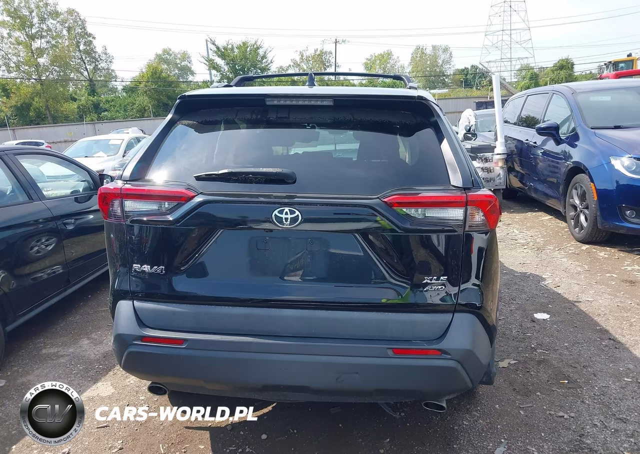 2020 Toyota Rav4 Xle VIN:2T3P1RFV9LW137909 - 17