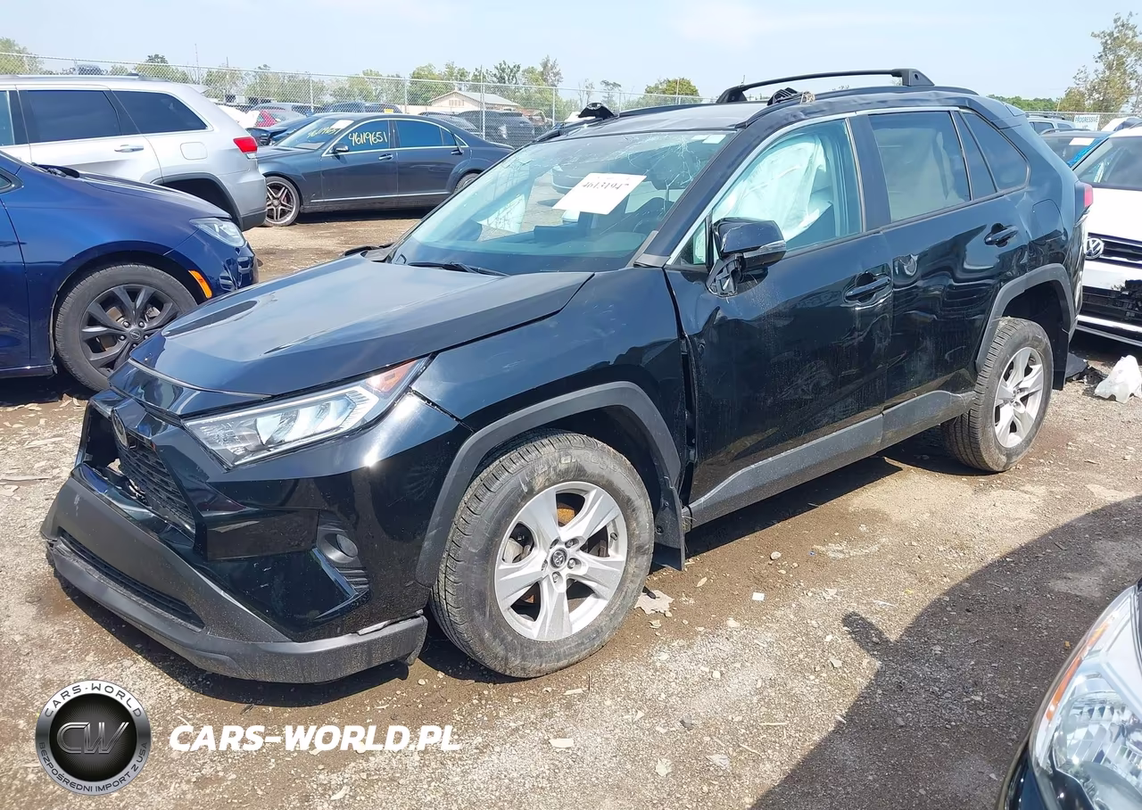 2020 Toyota Rav4 Xle VIN:2T3P1RFV9LW137909 - 2