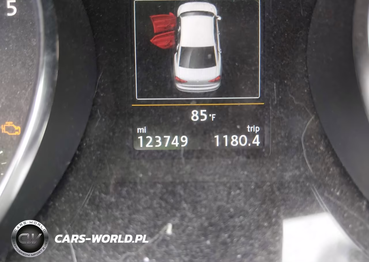 2019 Volkswagen Passat 2.0T Wolfsburg Edition VIN:1VWLA7A3XKC007824 - 15
