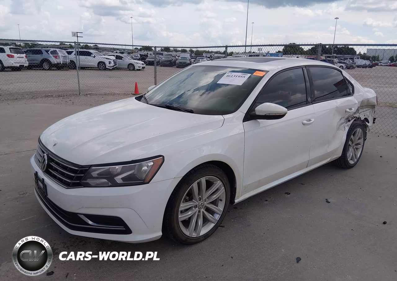 2019 Volkswagen Passat 2.0T Wolfsburg Edition VIN:1VWLA7A3XKC007824 - 2