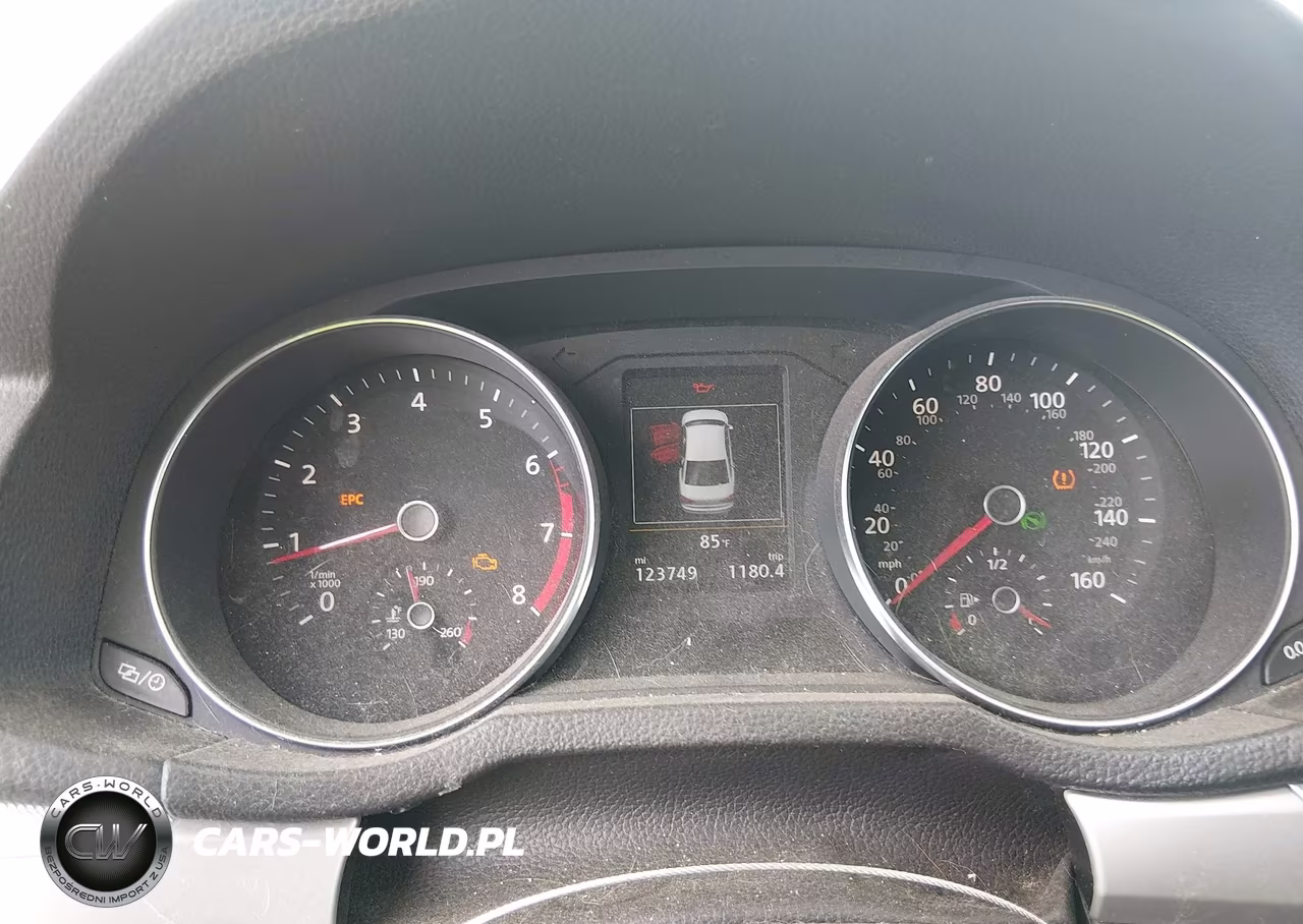 2019 Volkswagen Passat 2.0T Wolfsburg Edition VIN:1VWLA7A3XKC007824 - 7