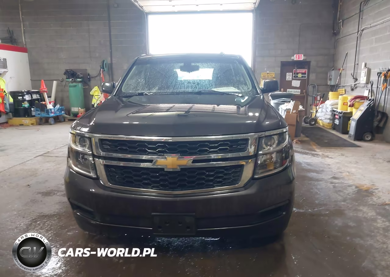 2018 Chevrolet Tahoe Ls VIN:1GNSKAEC3JR348763 - 12