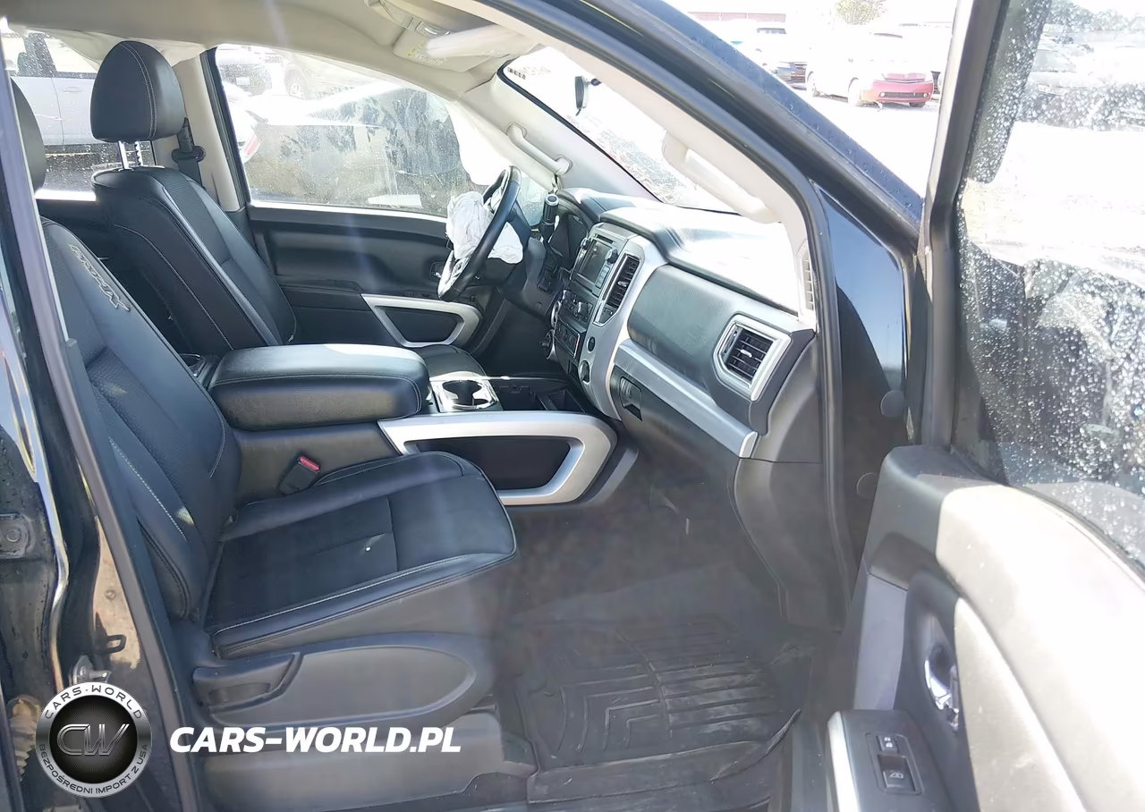 2019 Nissan Titan Pro-4X VIN:1N6AA1E53KN507652 - 5