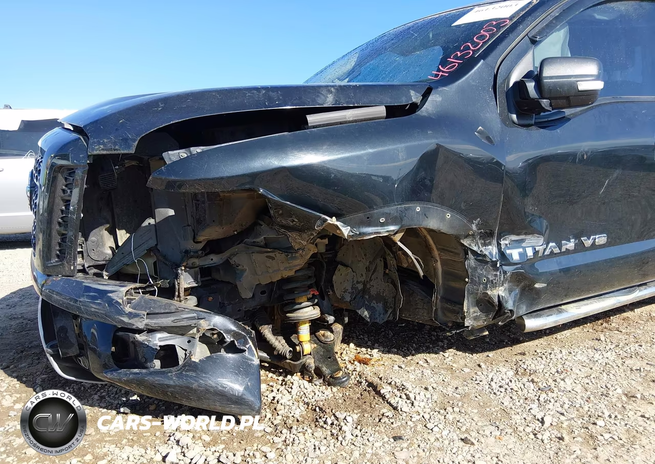2019 Nissan Titan Pro-4X VIN:1N6AA1E53KN507652 - 6
