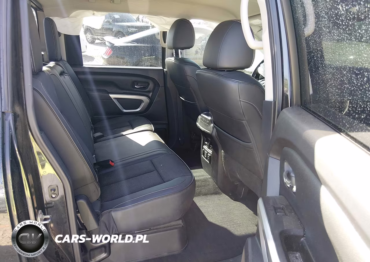 2019 Nissan Titan Pro-4X VIN:1N6AA1E53KN507652 - 8