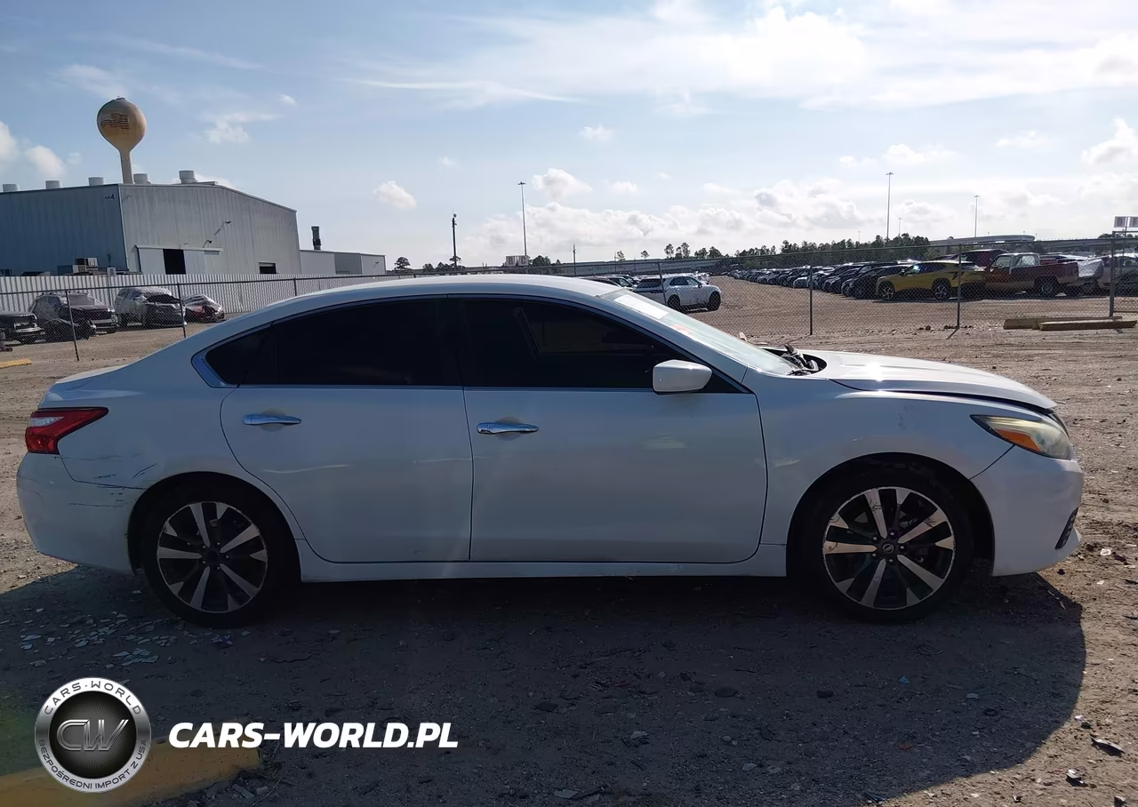 2017 Nissan Altima 2.5 S VIN:1N4AL3AP3HN348629 - 12