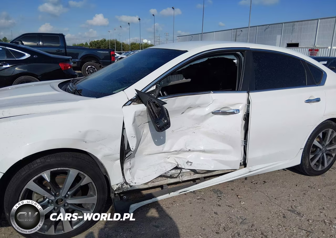 2017 Nissan Altima 2.5 S VIN:1N4AL3AP3HN348629 - 6