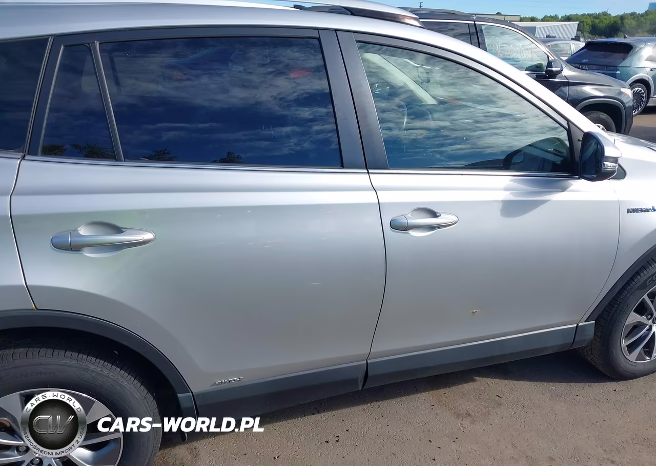 2016 Toyota Rav4 Hybrid Xle VIN:JTMRJREVXGD041090 - 13