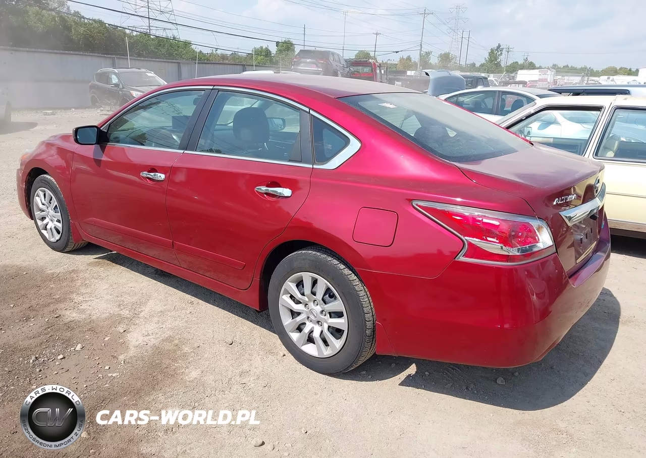 2014 Nissan Altima 2.5 S VIN:1N4AL3AP1EN215363 - 3