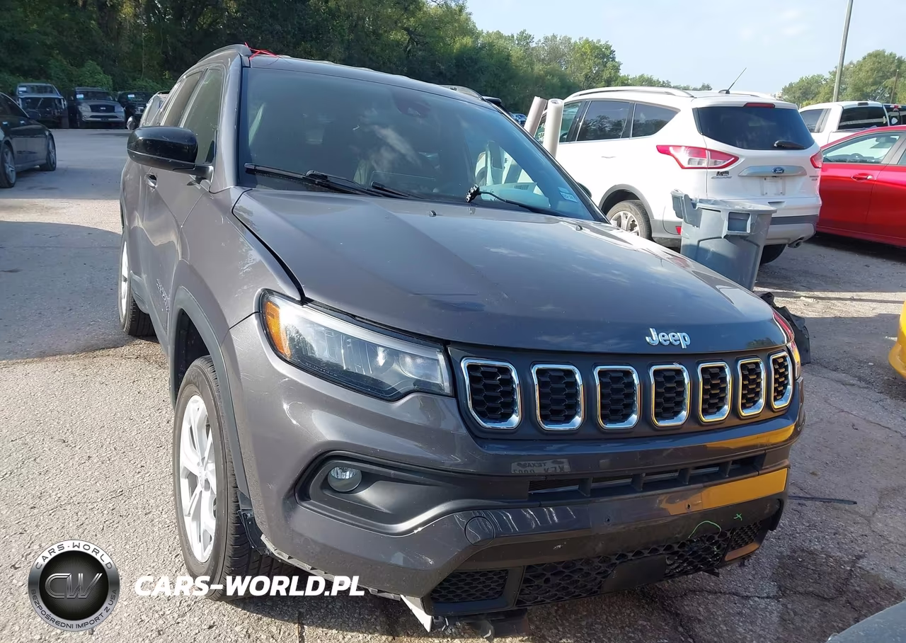 2024 Jeep Compass Latitude 4X4 VIN:3C4NJDBN3RT160893 - 12