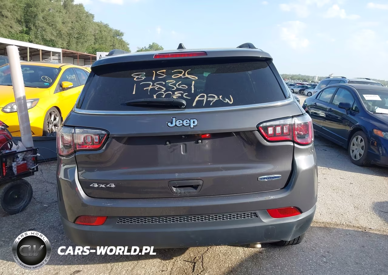 2024 Jeep Compass Latitude 4X4 VIN:3C4NJDBN3RT160893 - 16