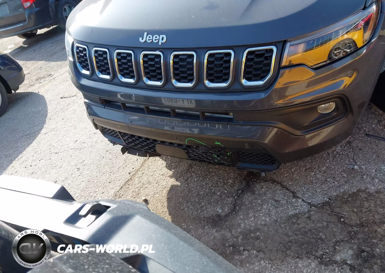 2024 Jeep Compass Latitude 4X4 VIN:3C4NJDBN3RT160893 - 6