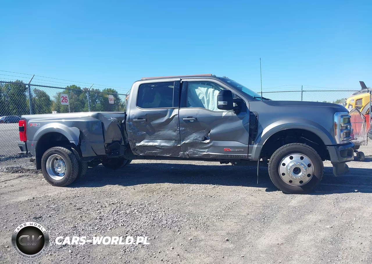 2026 Ford F-450 Platinum VIN:1FT8W4DM1TEE07838 - 14