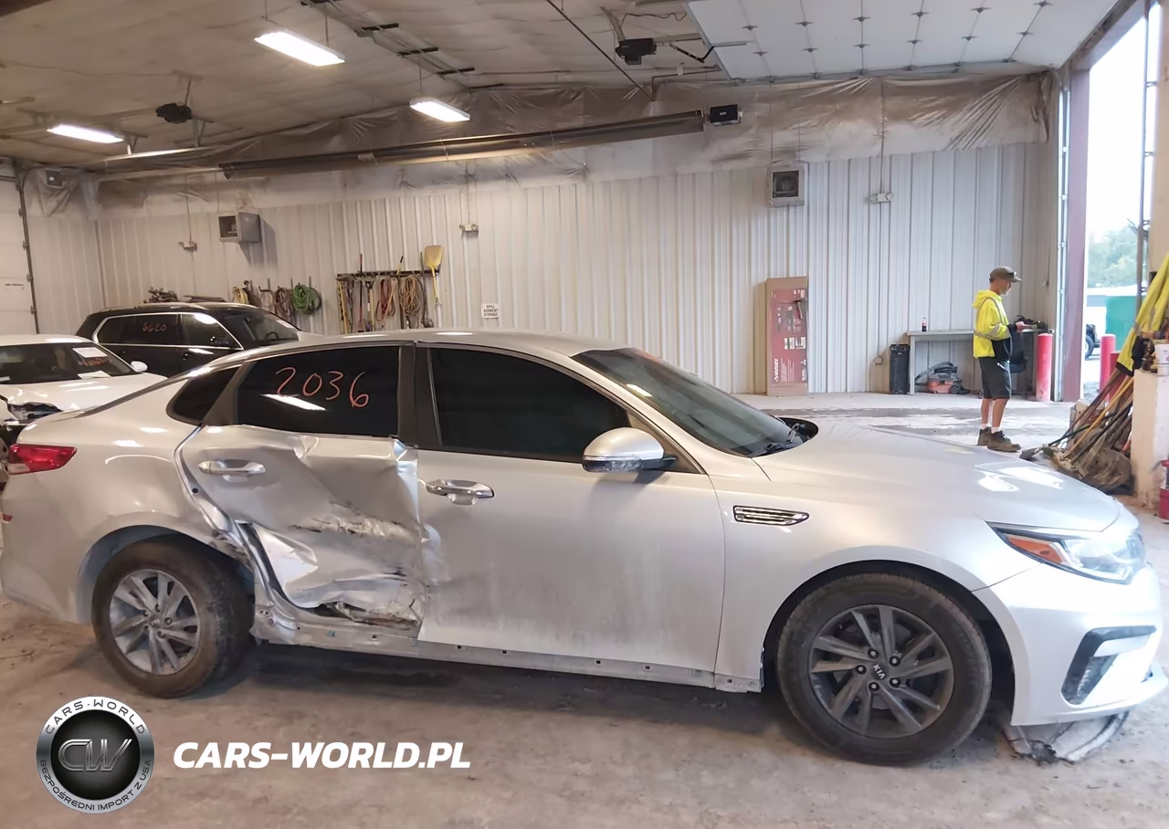 2020 Kia Optima Lx VIN:5XXGT4L37LG402863 - 12