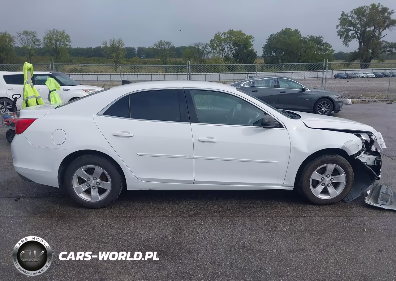 2013 Chevrolet Malibu 1Ls VIN:1G11B5SA7DF220572 - 13