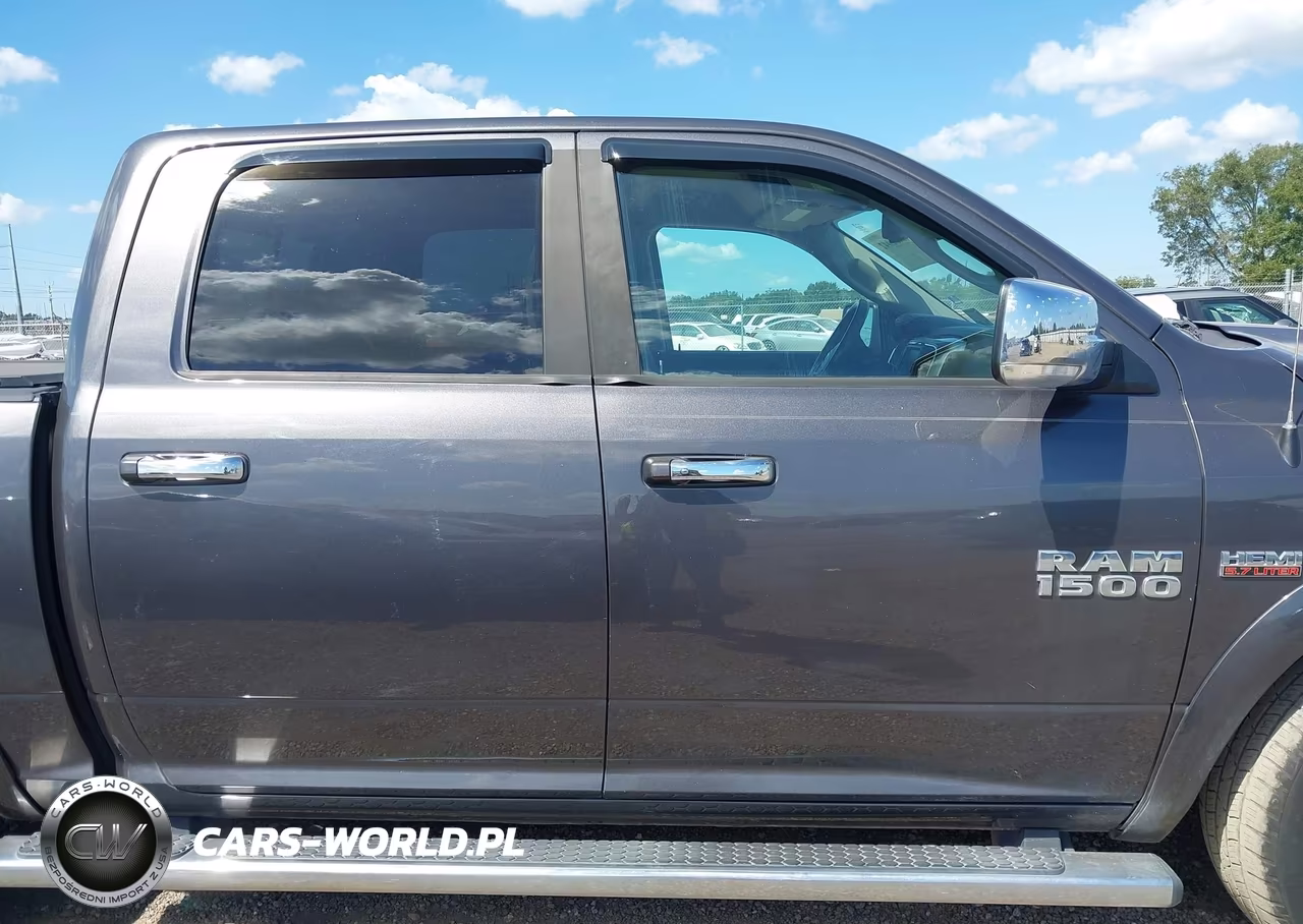 2016 Ram 1500 Laramie VIN:1C6RR6NT6GS312185 - 13