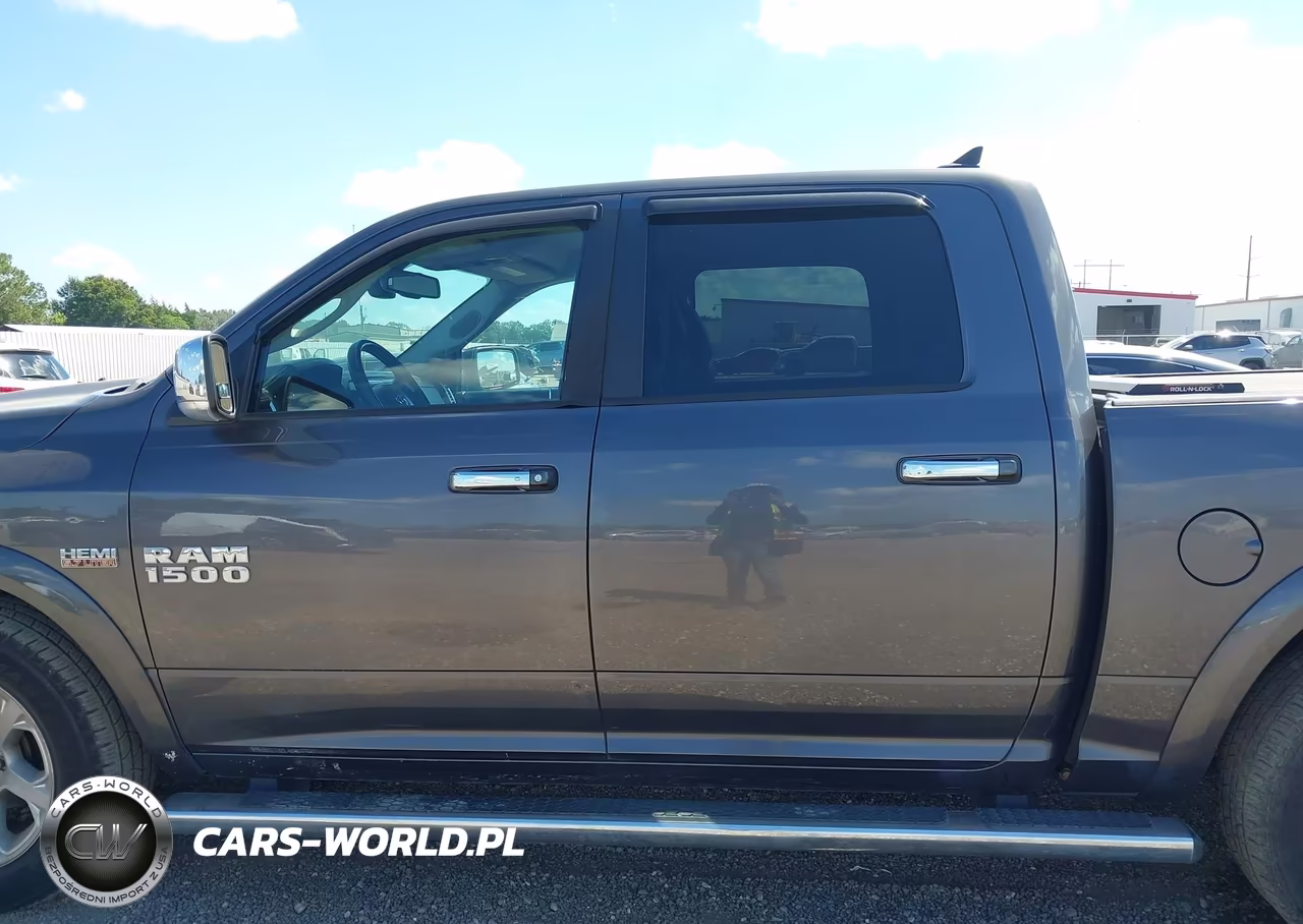 2016 Ram 1500 Laramie VIN:1C6RR6NT6GS312185 - 14