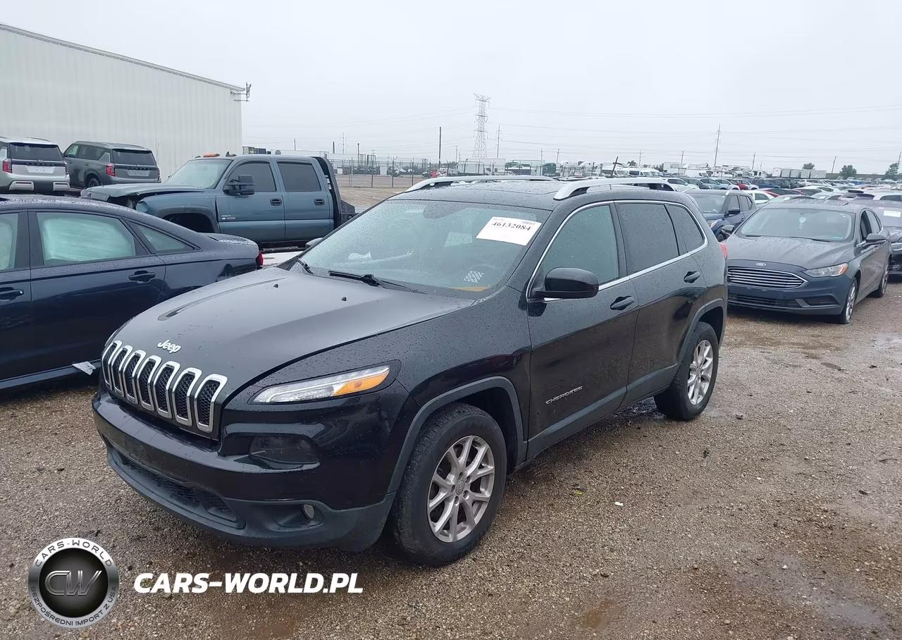 2015 Jeep Cherokee Latitude VIN:1C4PJMCS5FW556858 - 2