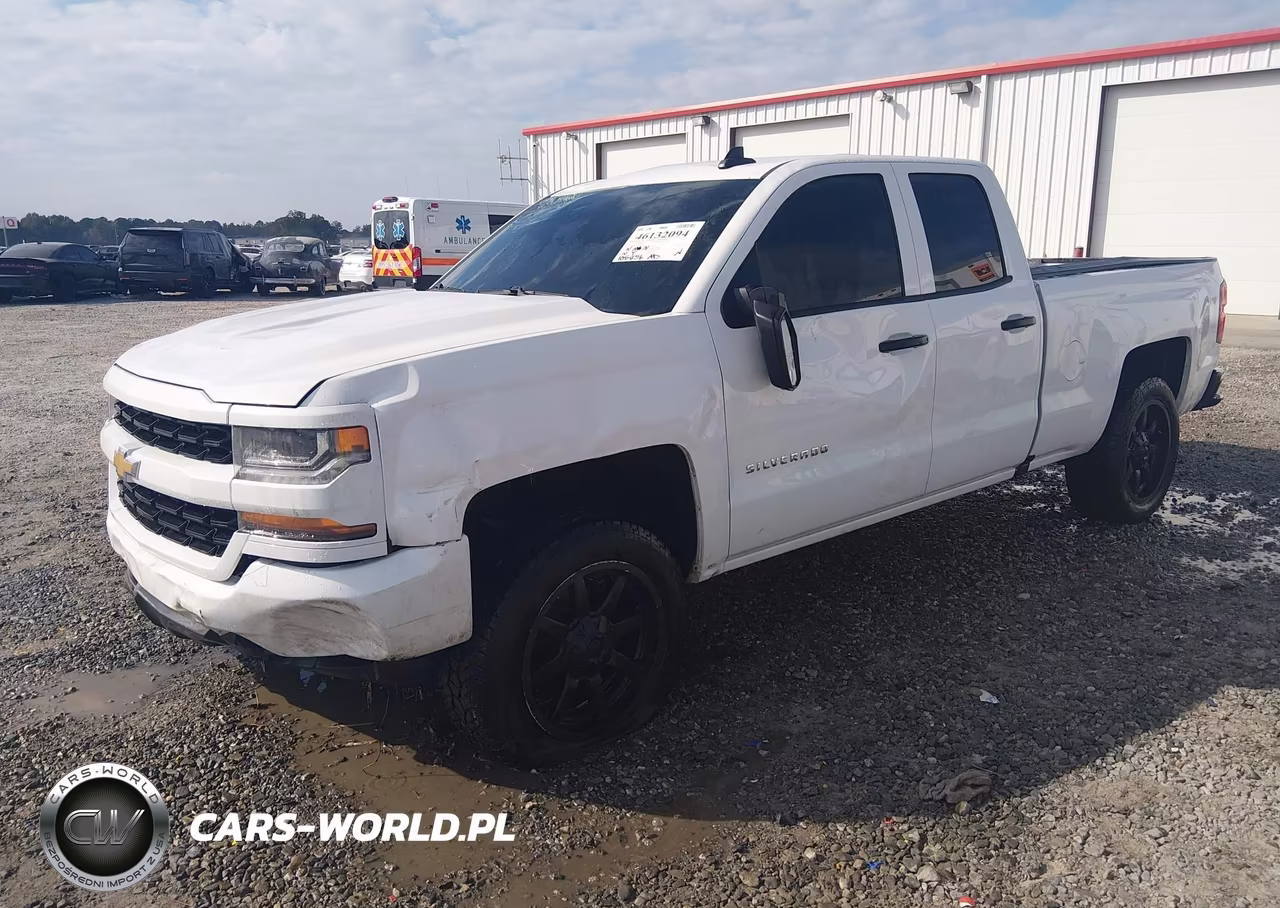 2017 Chevrolet Silverado 1500 Custom VIN:1GCRCPEC3HZ308748 - 2