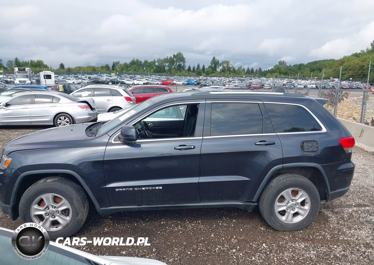 2014 Jeep Grand Cherokee Laredo VIN:1C4RJFAG5EC236605 - 14