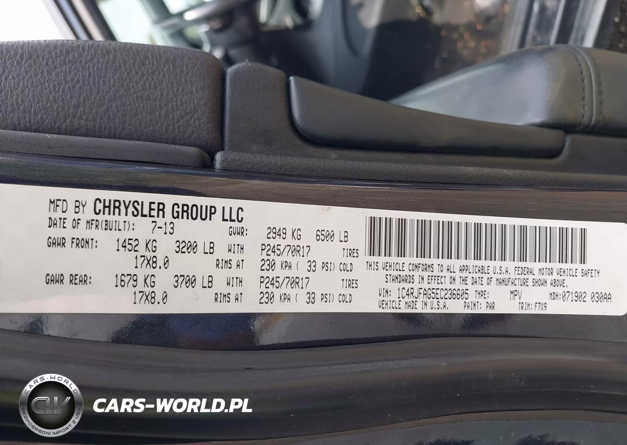 2014 Jeep Grand Cherokee Laredo VIN:1C4RJFAG5EC236605 - 9