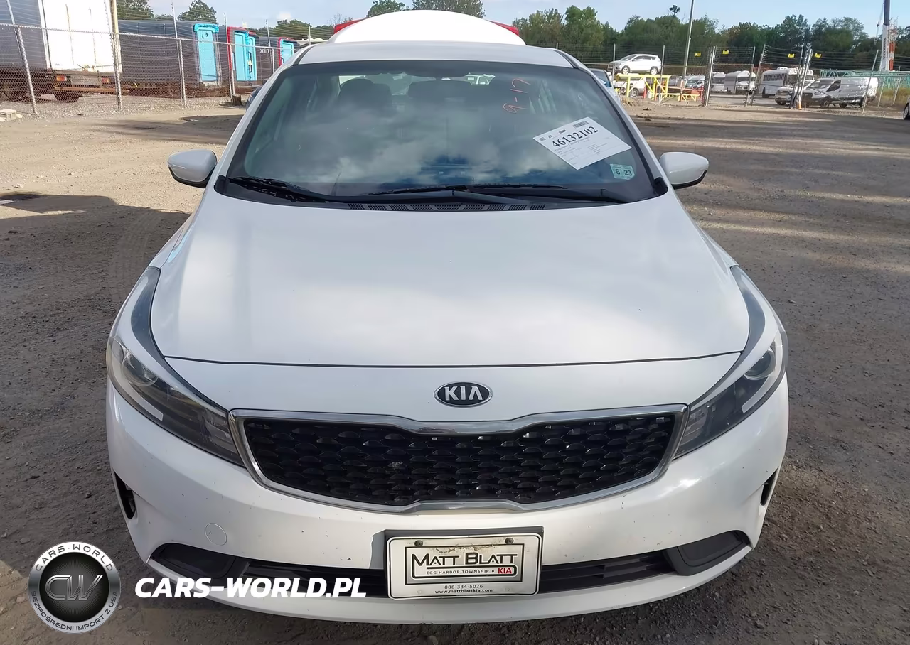 2018 Kia Forte Lx VIN:3KPFK4A77JE242008 - 12