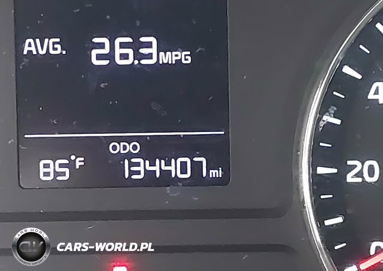 2018 Kia Forte Lx VIN:3KPFK4A77JE242008 - 15