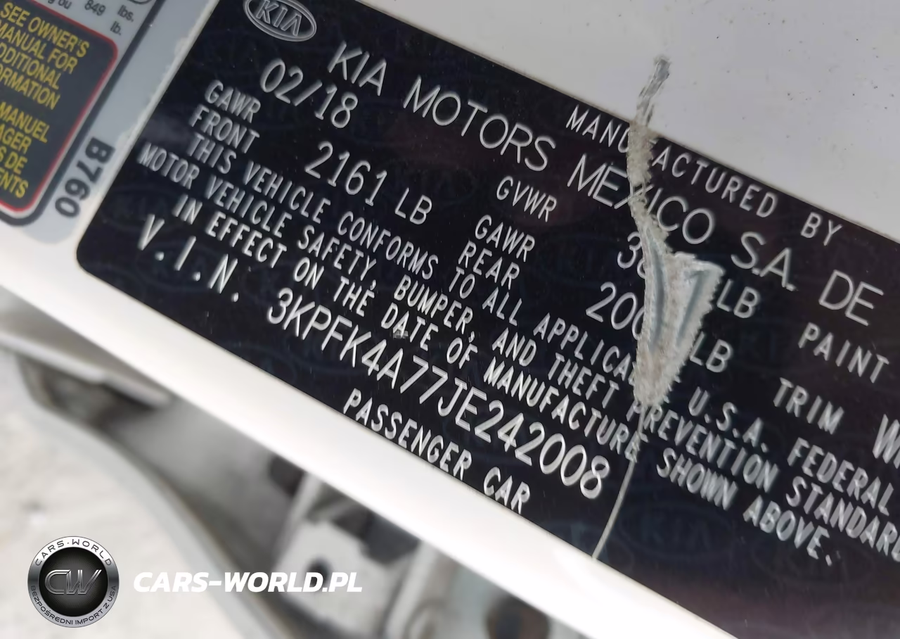 2018 Kia Forte Lx VIN:3KPFK4A77JE242008 - 9