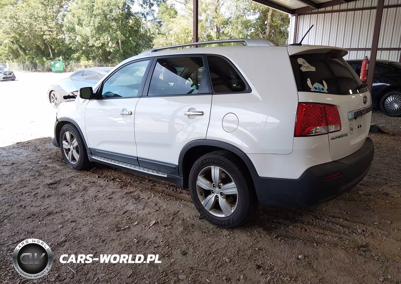 2013 Kia Sorento Ex VIN:5XYKU3A63DG334718 - 3