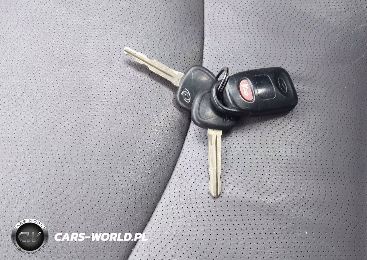2012 Hyundai Elantra Limited VIN:5NPDH4AE3CH132768 - 11