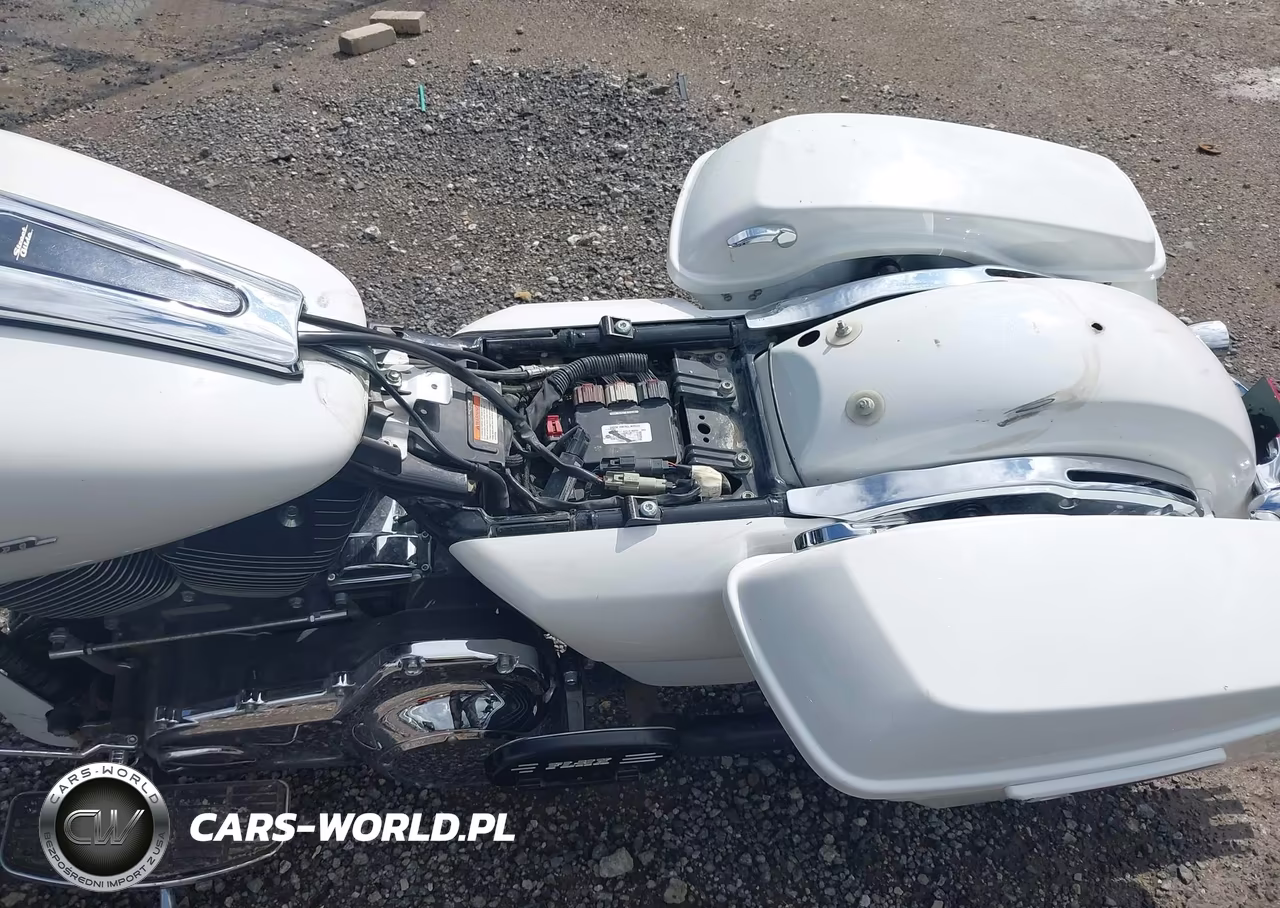 2016 Harley-Davidson Flhx Street Glide VIN:1HD1KBM13GB610596 - 15