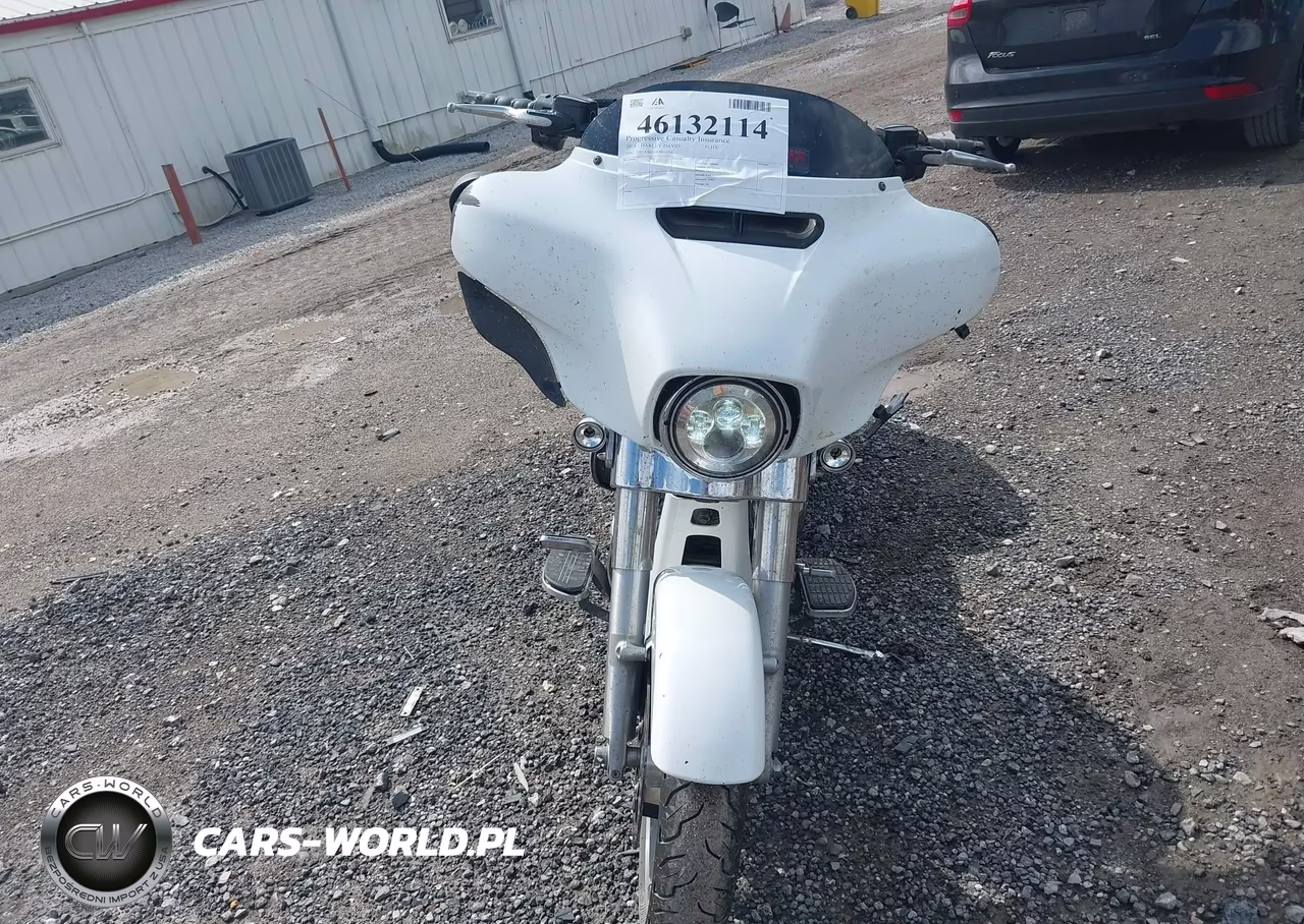 2016 Harley-Davidson Flhx Street Glide VIN:1HD1KBM13GB610596 - 5