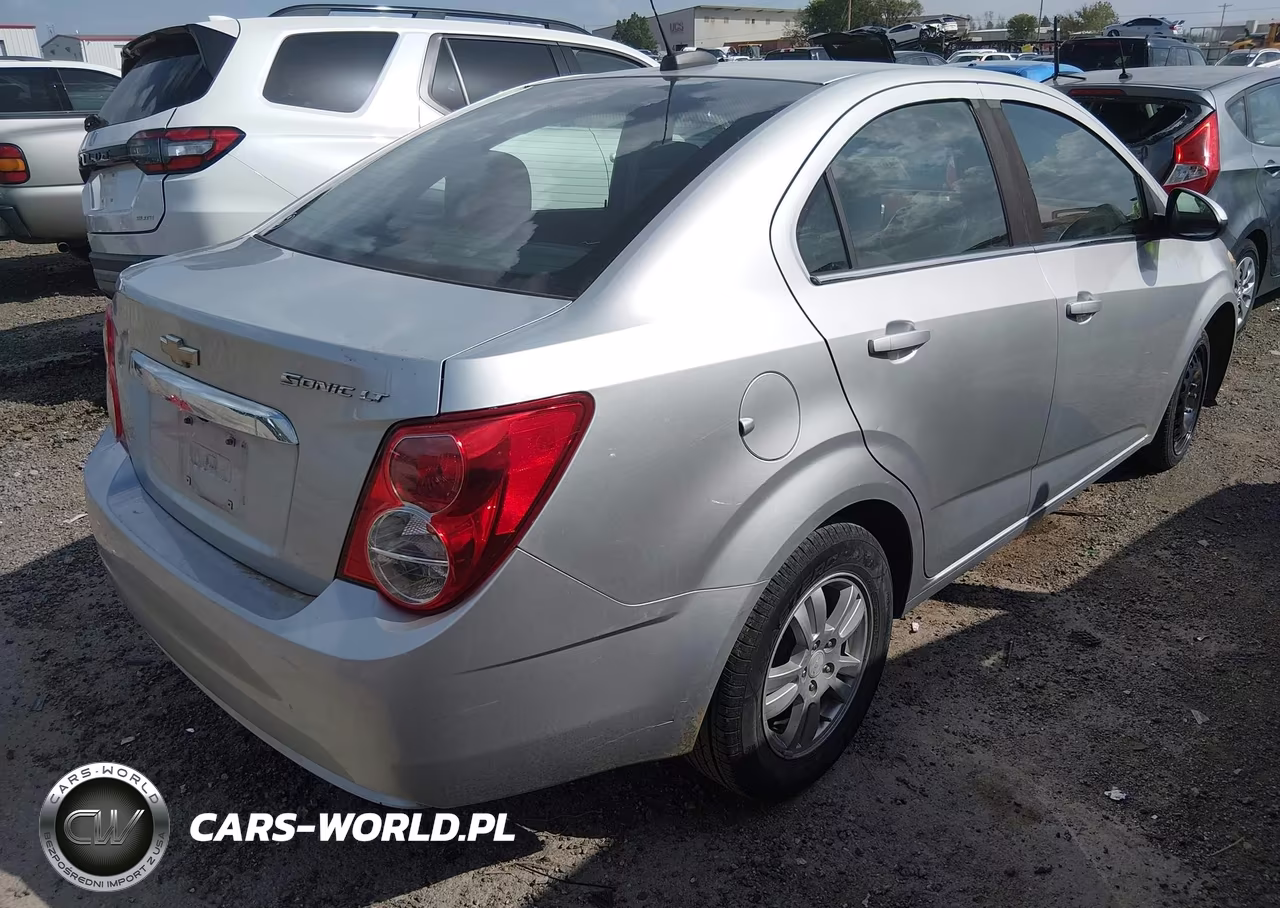 2016 Chevrolet Sonic Lt Auto VIN:1G1JC5SH2G4127100 - 4