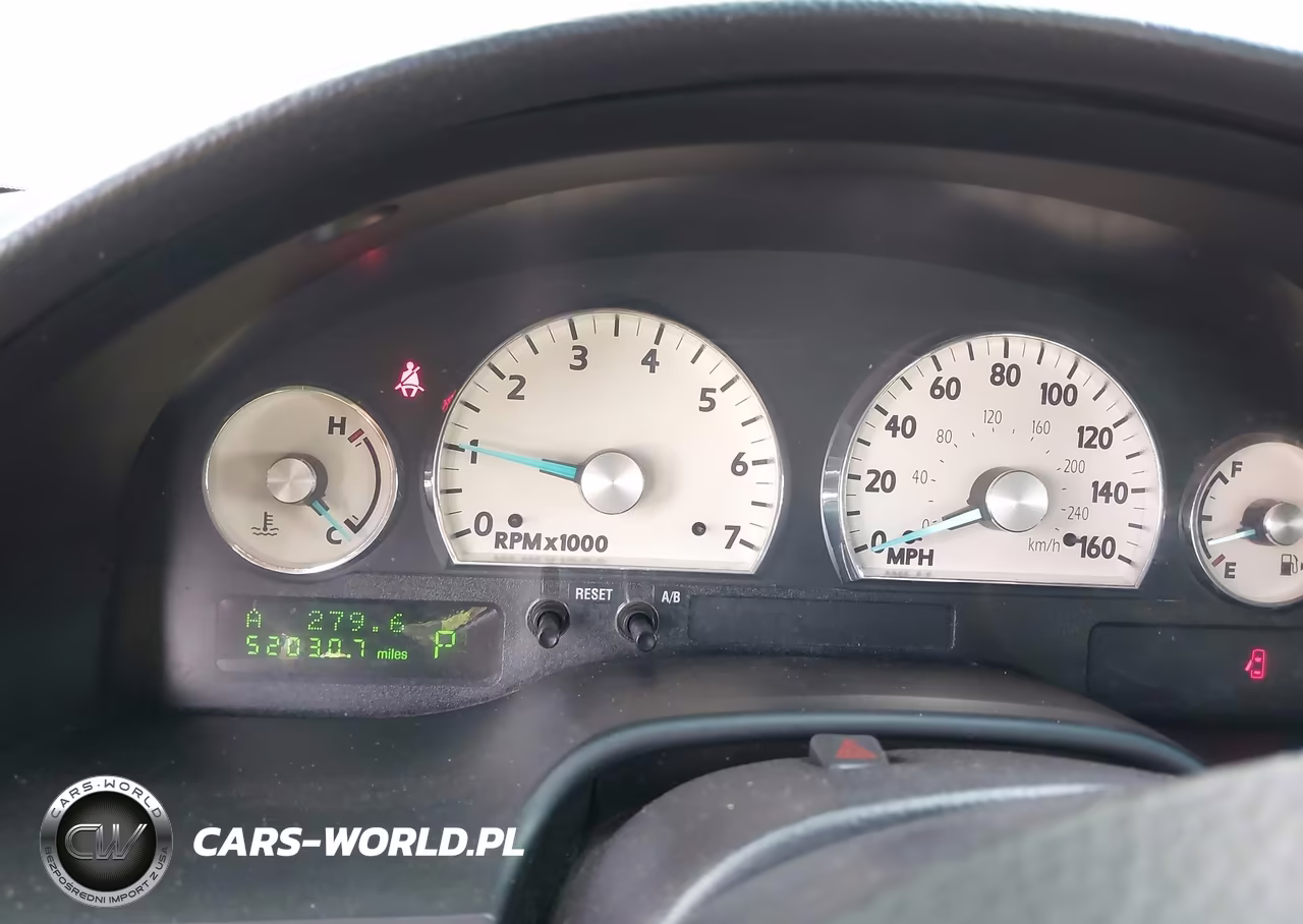 2004 Ford Thunderbird VIN:1FAHP60A44Y110878 - 7
