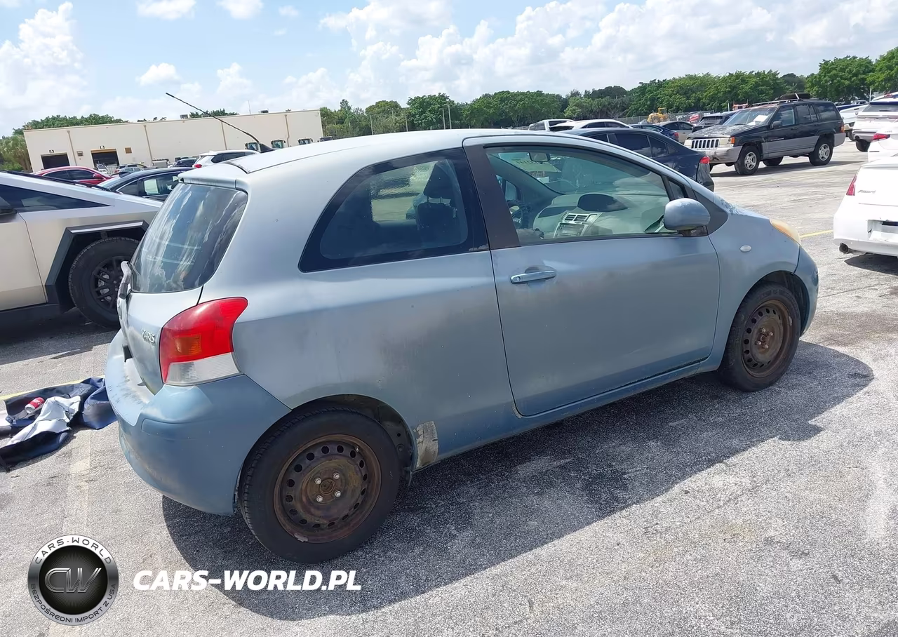 2010 Toyota Yaris VIN:JTDJT4K33A5293486 - 4