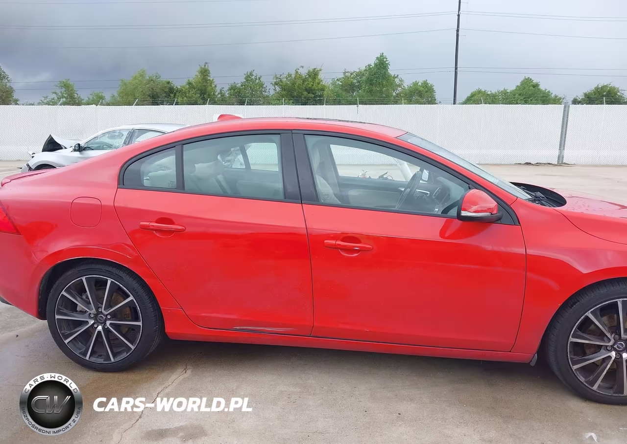 2017 Volvo S60 T5 Dynamic VIN:YV126MFLXH2439751 - 13