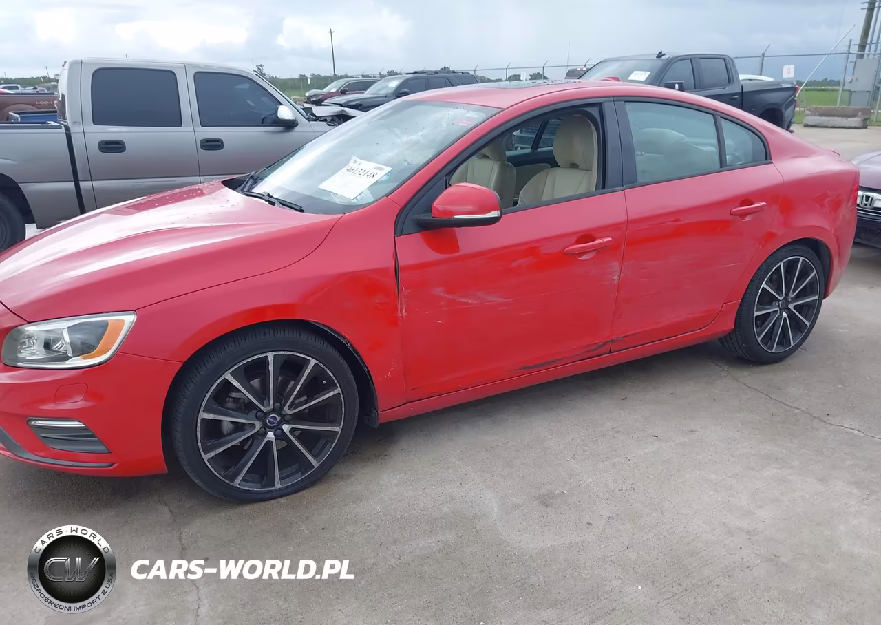 2017 Volvo S60 T5 Dynamic VIN:YV126MFLXH2439751 - 2