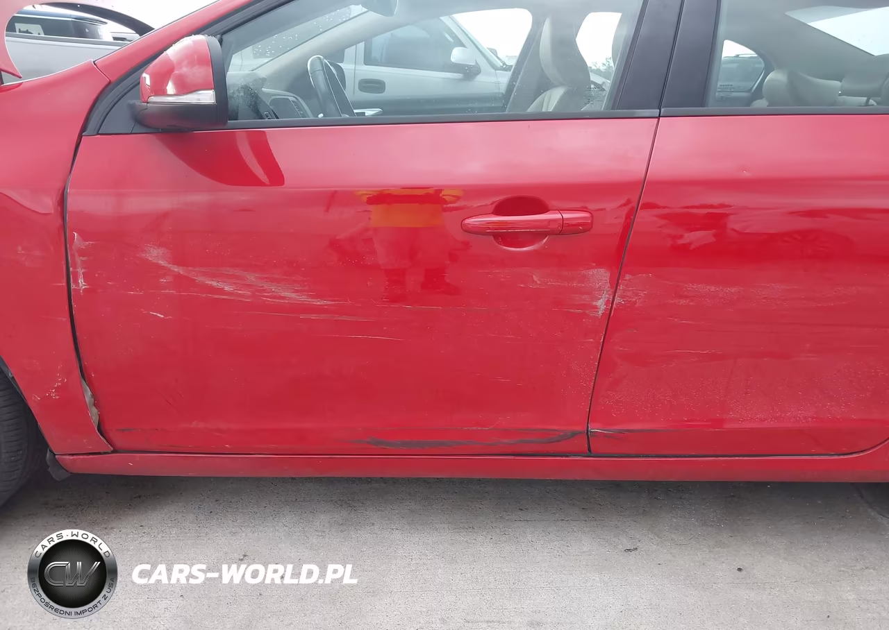 2017 Volvo S60 T5 Dynamic VIN:YV126MFLXH2439751 - 6