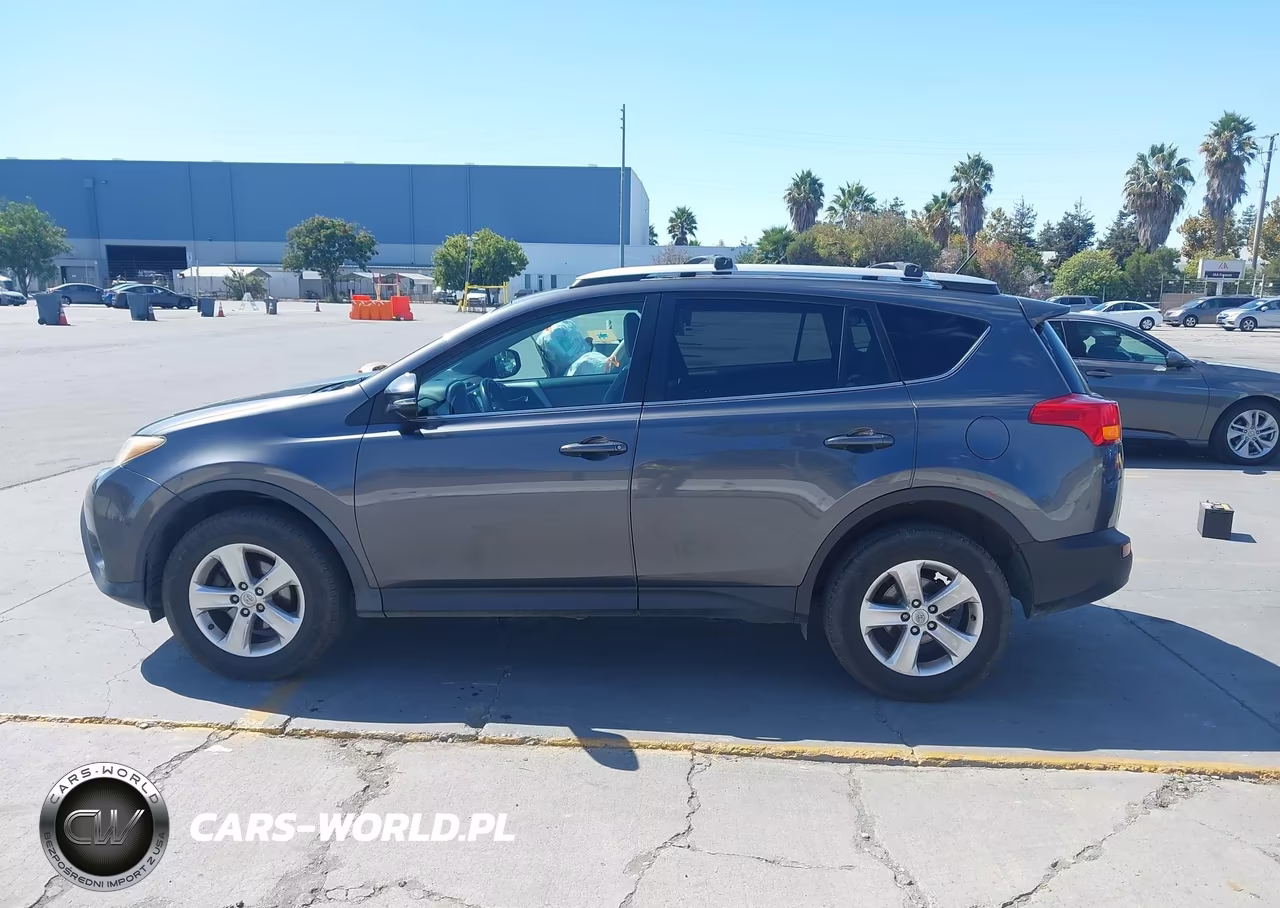 2014 Toyota Rav4 Xle VIN:2T3RFREV5EW165124 - 15