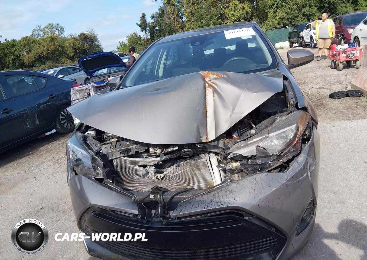 2017 Toyota Corolla Le VIN:2T1BURHE7HC901367 - 6